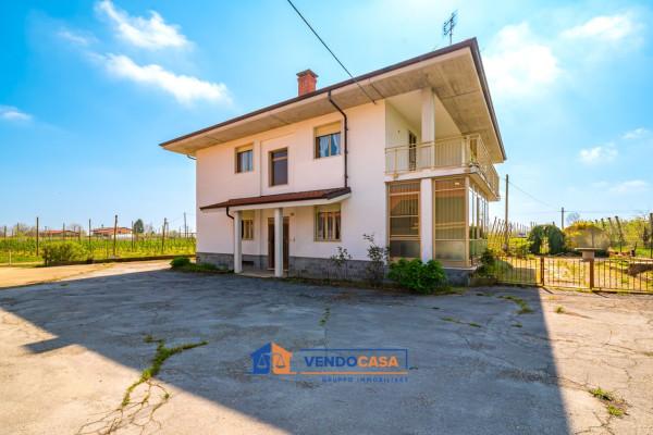 Villa in Via Castelletto 34, Dronero — foto 2 di 5