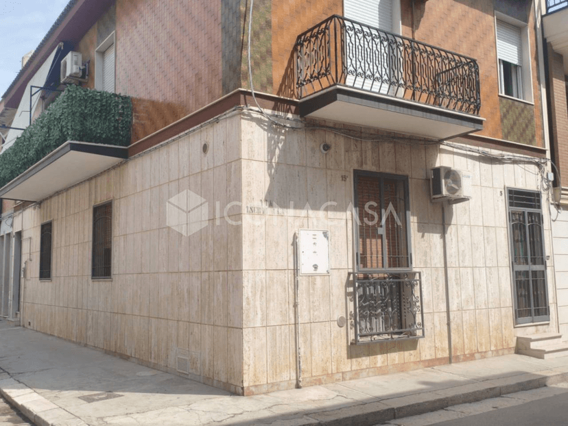 Casa indipendente in Via Ischitella, San Severo — foto 2 di 5