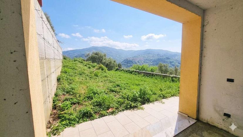 Villa a schiera, Aulla — foto 2 di 5