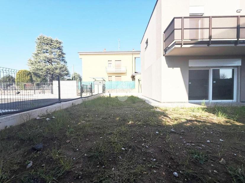 Villa a schiera in Via Roma, Limido Comasco — foto 2 di 5