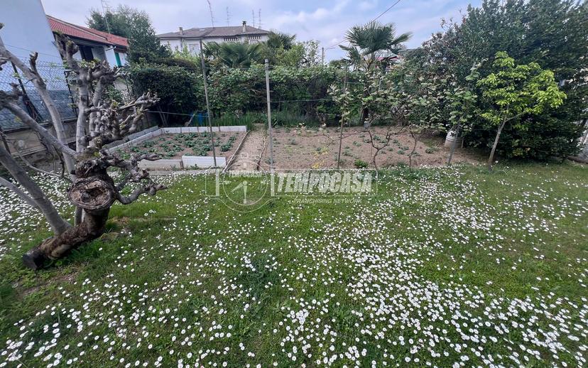Appartamento in Via Belvedere 11, Lomazzo — foto 2 di 5
