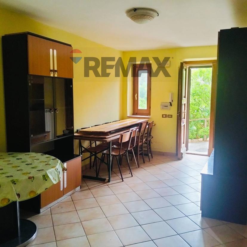Casa indipendente in Frazione Serra Bassa 13, Foligno — foto 4 di 5