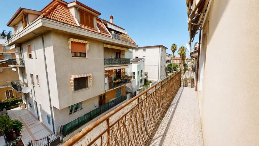 Appartamento in Via Giovanni Tebaldini 26, San Benedetto del Tronto — foto 2 di 5