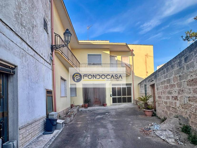 Trilocale in Vico San Calimero Snc, Calimera — foto 3 di 5
