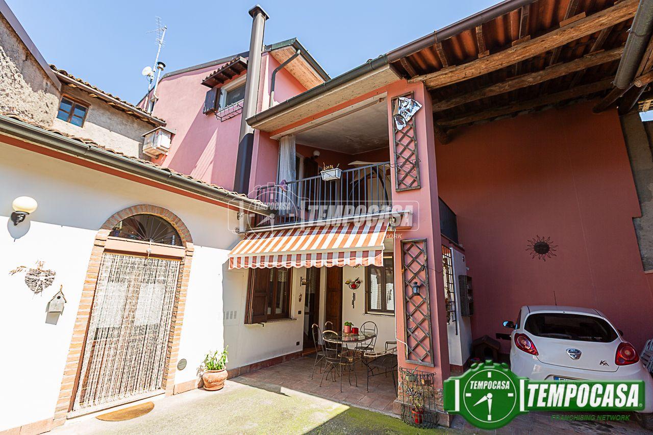 Casa indipendente in Via G. B. Benzoni, Palazzo Pignano