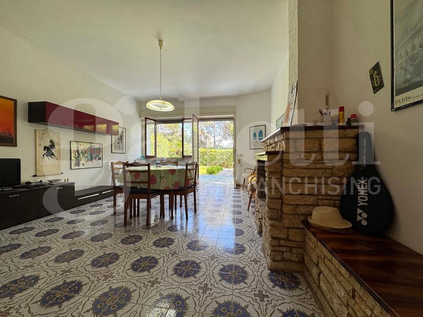 Villa plurifamiliare in Via Santa Caterina 78, Nardò — foto 2 di 5