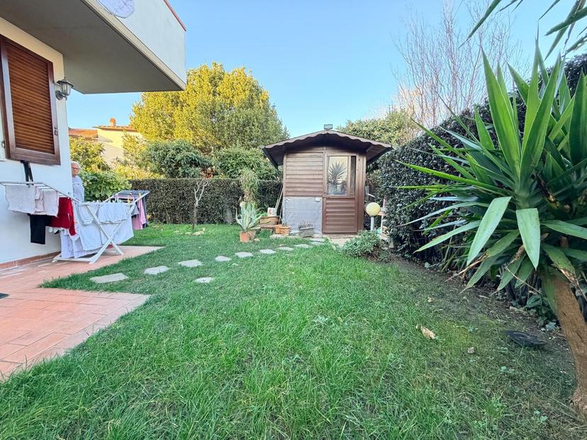 Villa bifamiliare, San Giuliano Terme — foto 3 di 5