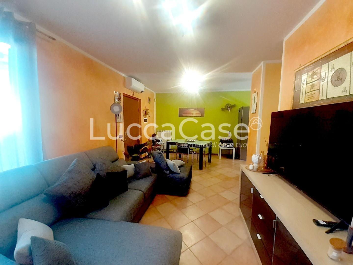 Villa a schiera, Altopascio