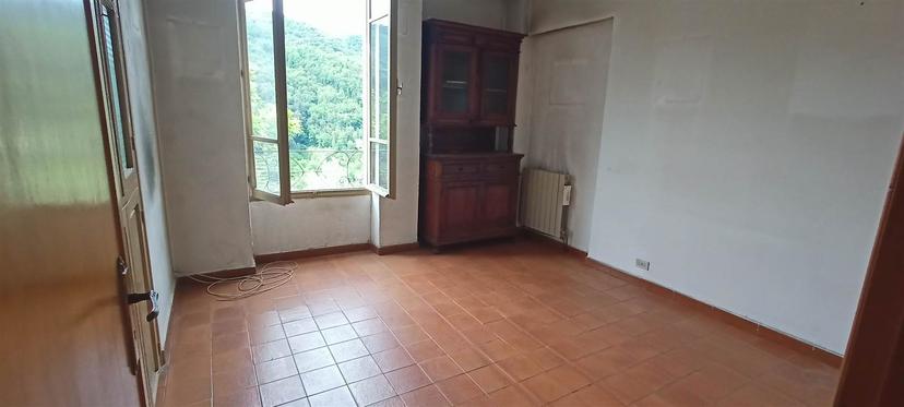 Trilocale in Sp, Apricale — foto 4 di 5