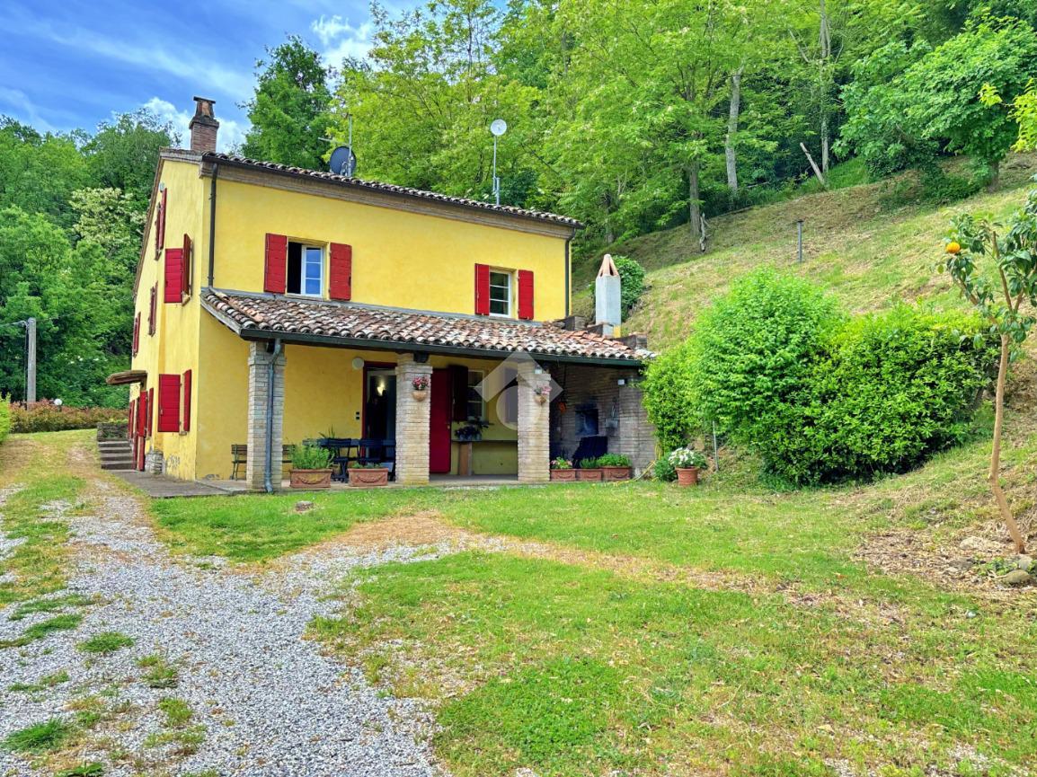 Casa indipendente in Via Provinciale, Montefiore Conca