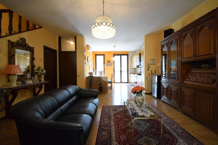 Villa a schiera in Via G. Matteotti, Agrate Brianza — foto 2 di 5