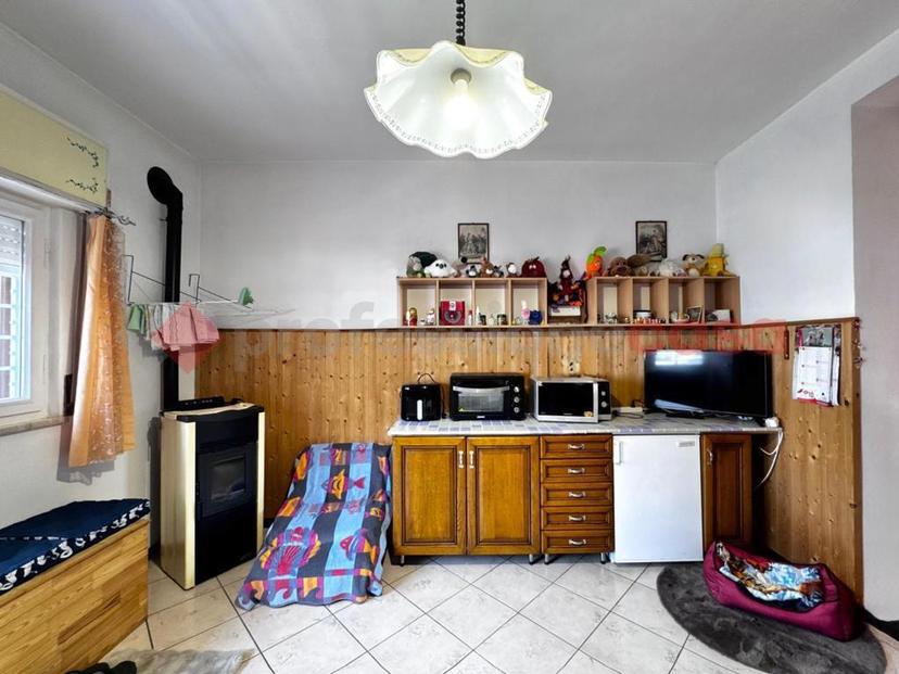 Bilocale in Viale Lago Maggiore, Castelletto sopra Ticino — foto 3 di 5