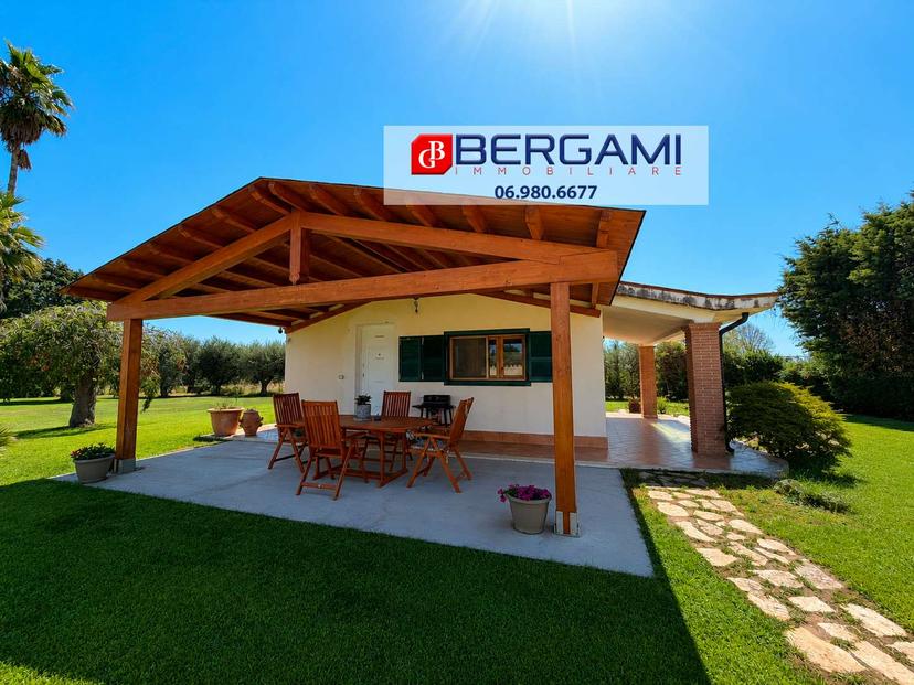 Villa unifamiliare in Via dell'Arancio 12, Nettuno — foto 4 di 5