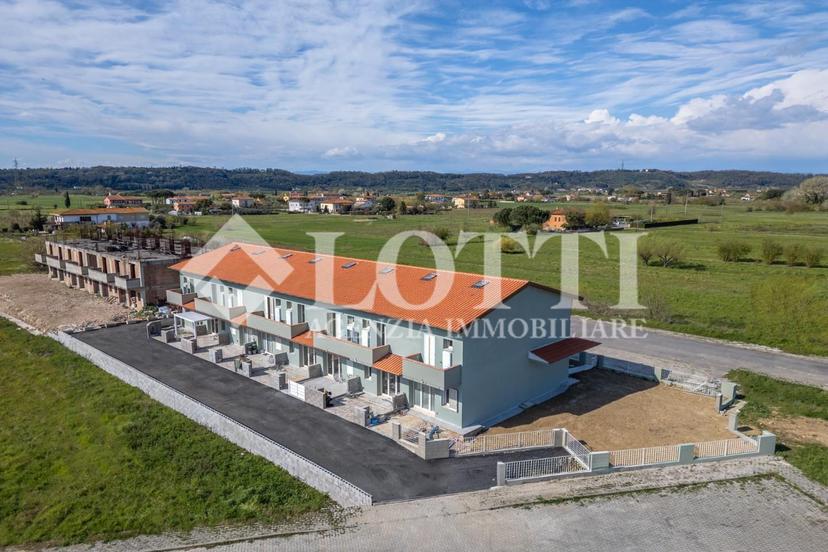 Villa a schiera in F.Lli Cervi 138, Castelfranco di Sotto — foto 3 di 5