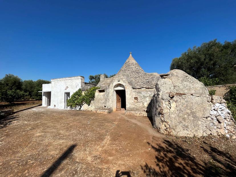 Trullo in Contrada Palmarino, Francavilla Fontana — foto 2 di 5