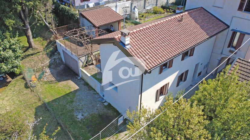 Porzione di casa in Via della Pergola 6, Laveno-Mombello — foto 2 di 5
