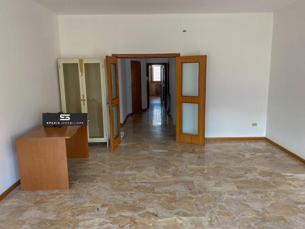Quadrilocale in Piazza Giuseppe Verdi 10, Teramo — foto 3 di 5