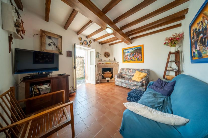 Casa indipendente in Via Bruno Bocconi, Tizzano Val Parma — foto 2 di 5