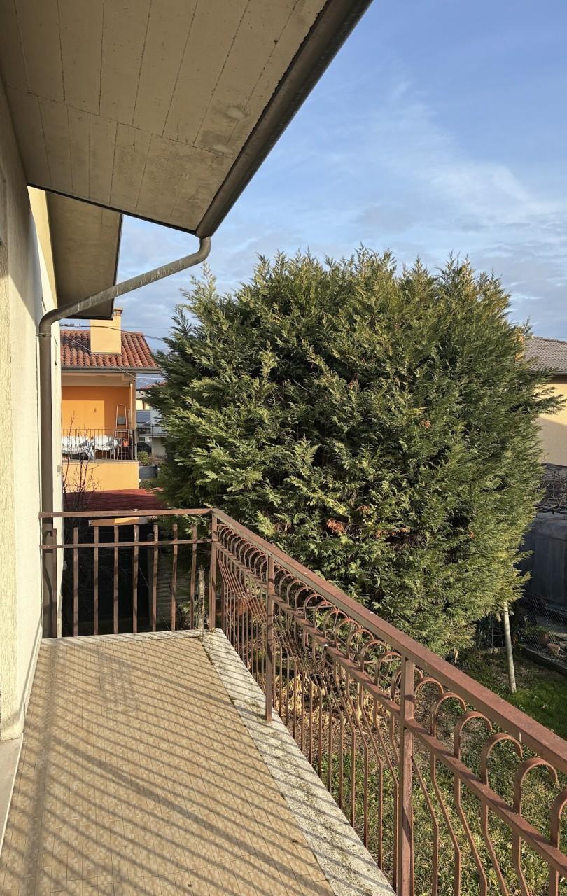 Casa indipendente, Nove — foto 3 di 5