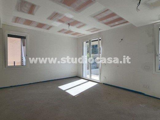 Villa in Via degli Umiliati, Caravaggio — foto 4 di 5