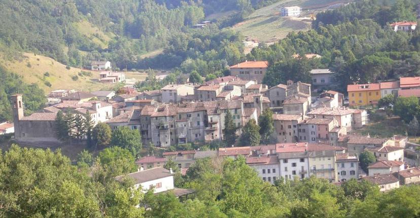 Rustico in Borgo Mazzini 19, Apecchio — foto 2 di 5
