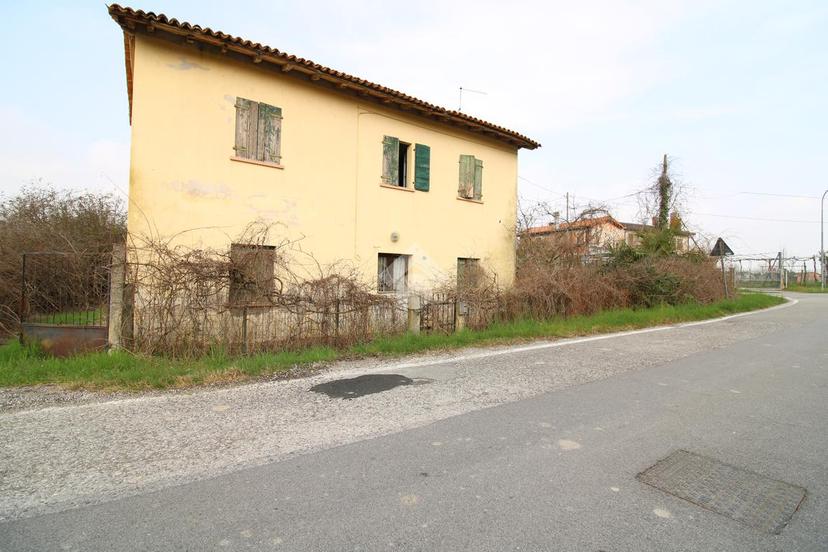Casa indipendente in Via S. Francesco, Gruaro — foto 4 di 5