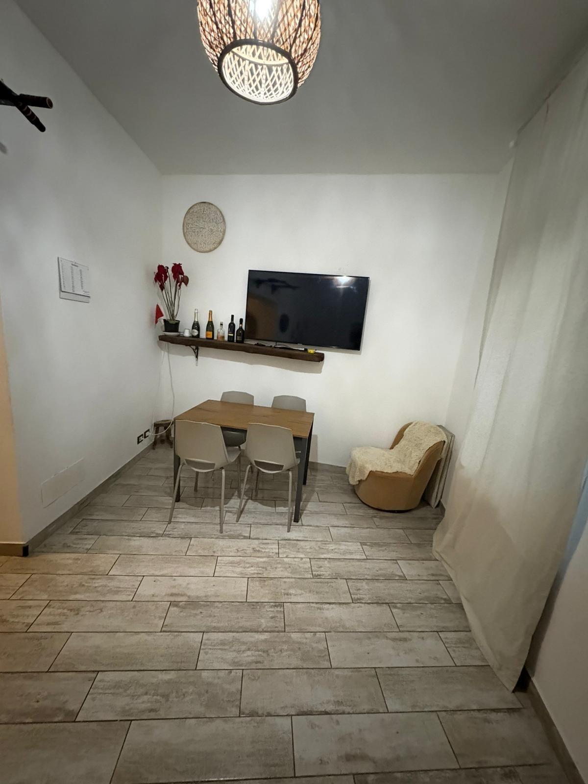 Casa indipendente in a Foce 40, Massa