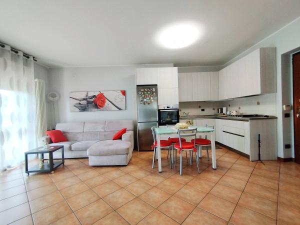 Bilocale in Via Giotto 22, Lissone