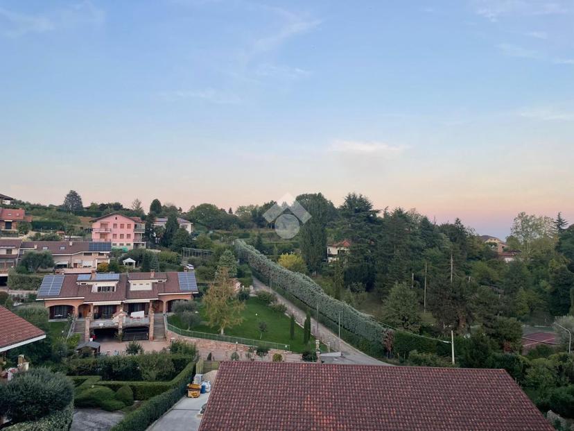 Trilocale in Via Circonvallazione 19, Pecetto Torinese — foto 2 di 5