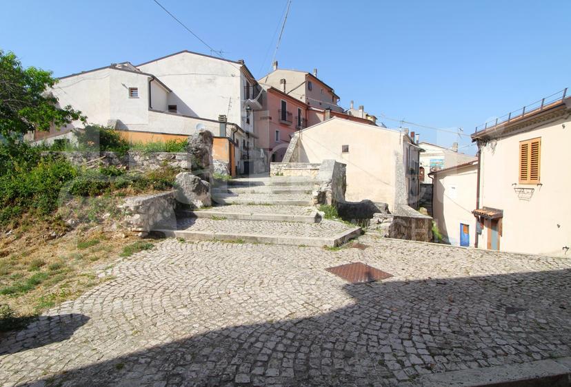 Quadrilocale in Via Colle Rione 9/a, Scontrone — foto 4 di 5
