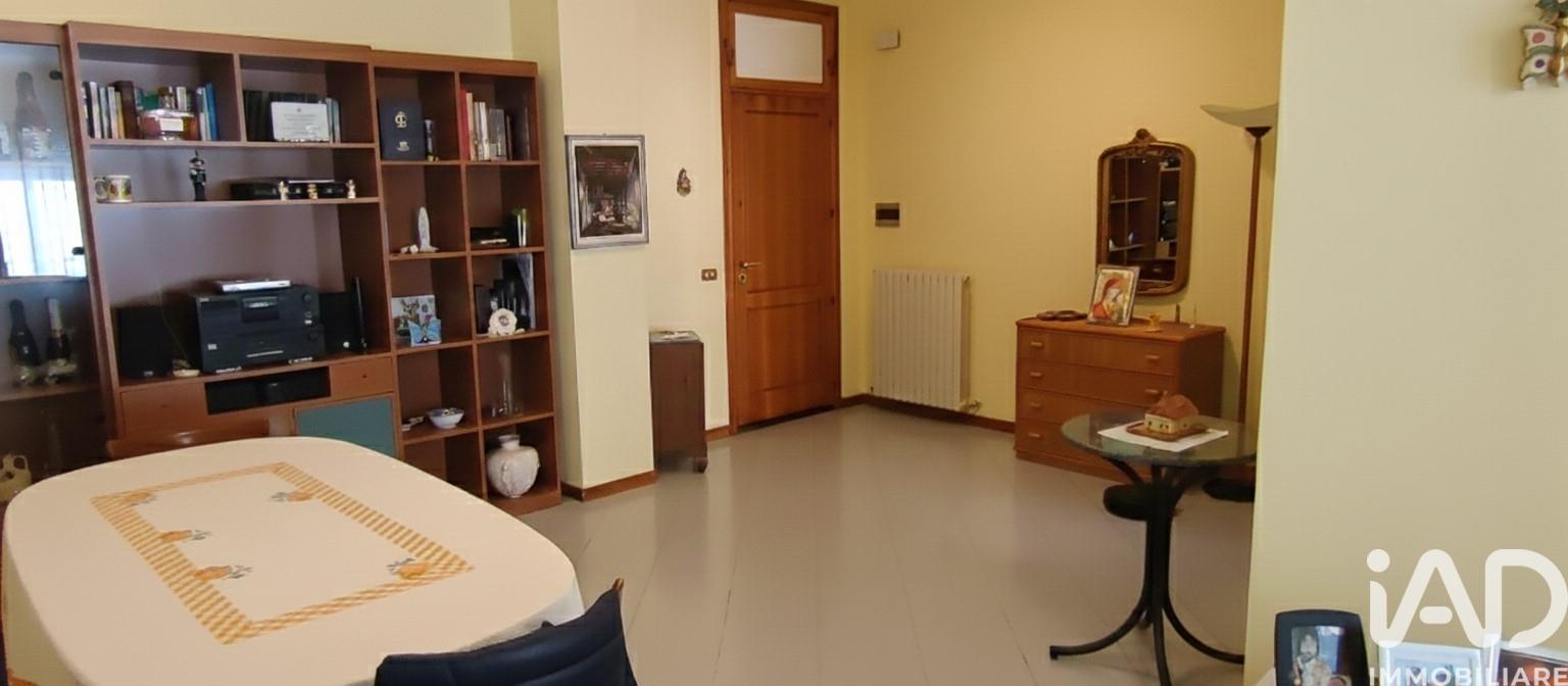 Appartamento in Via Gentile da Montefiore, Montefiore dell'Aso