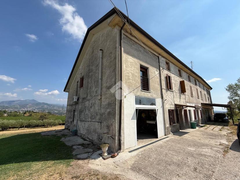 Villa in Localita ' Gatto, Bussolengo — foto 2 di 5