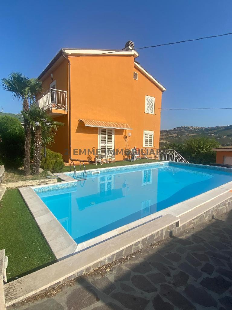 Villa a schiera in Contrada Colle Appeso 60, Monteprandone — foto 3 di 5