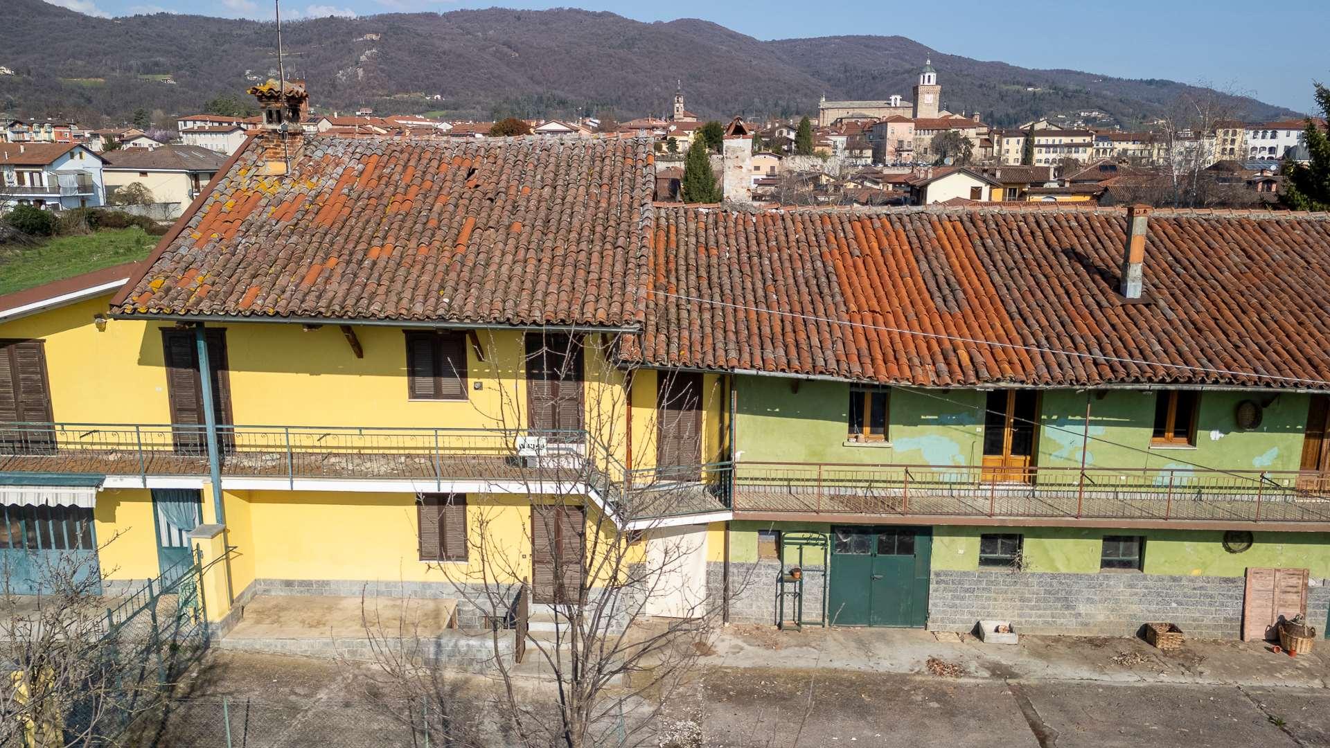 Rustico in Via Conti della Morea  32, Busca