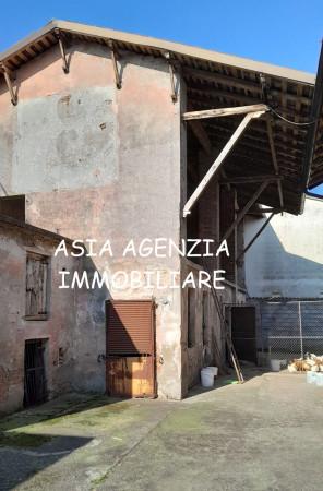 Cascina in Via Alessandro Manzoni 2, Borgo San Giacomo — foto 2 di 5