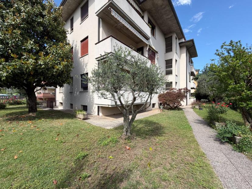 Quadrilocale in Via Muhlacker 11, Bassano del Grappa — foto 3 di 5