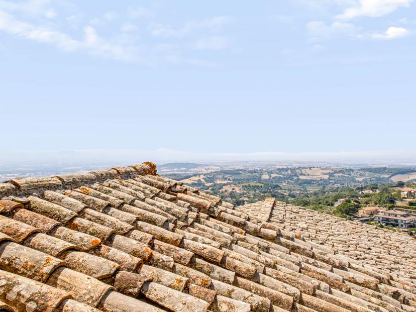 Trilocale, Montefiascone