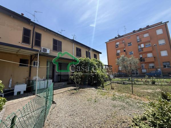 Villa a schiera in Via Brunetti, Lodi — foto 3 di 5