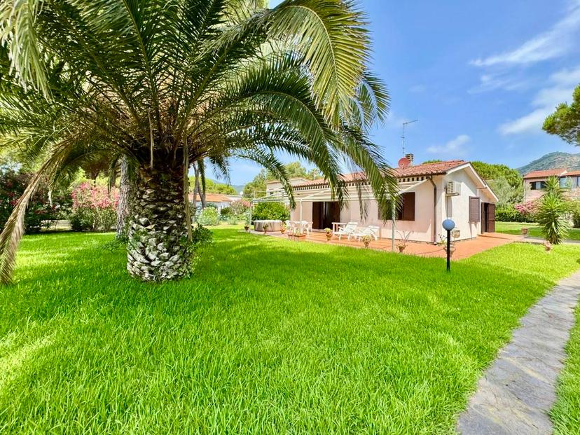 Villa, Capoliveri — foto 3 di 5