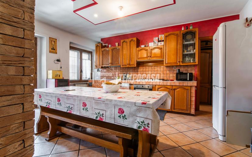 Trilocale in Via Cesare Battisti 23, Bulgarograsso — foto 5 di 5