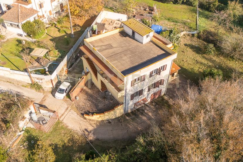 Villa in Via Ombrone 9, Aprilia — foto 5 di 5
