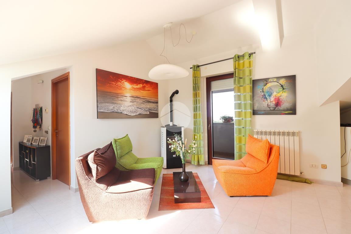 Trilocale in Via Valle Paro 9, Torrevecchia Teatina