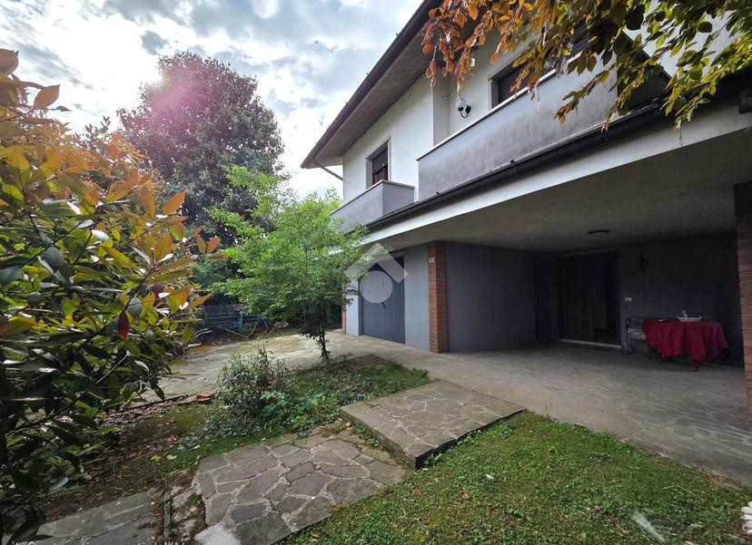 Villa in Via Pradocchi 10, Fara Olivana con Sola — foto 2 di 5