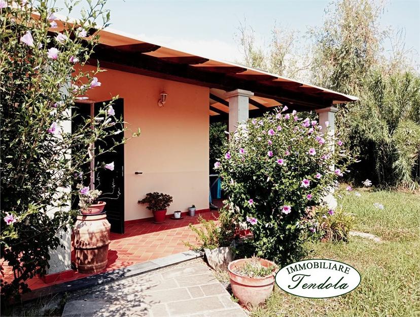 Casa indipendente, Carrara — foto 2 di 5