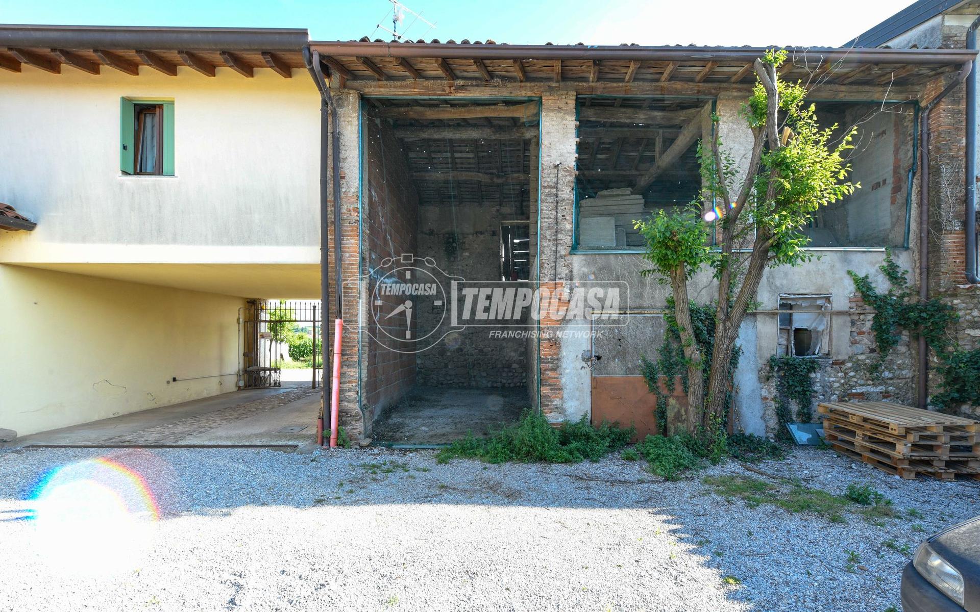 Appartamento in Via Cominello, Lonato del Garda