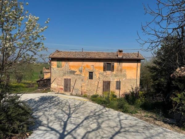 Casa colonica in Via Sinistra Guerro 18/a, Castelvetro di Modena — foto 2 di 5