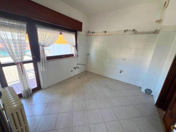 Villa in Via Oneda 23, Sesto Calende — foto 2 di 5
