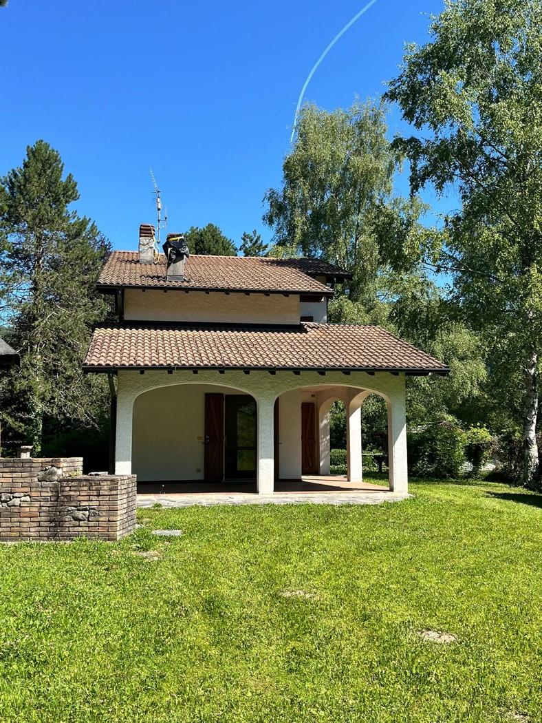 Villa in Via Aramé Snc, Alta Valle Intelvi