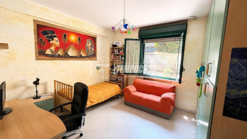 Quadrilocale in Via La Madonnella 74/Vesuvio, Giugliano in Campania — foto 2 di 5