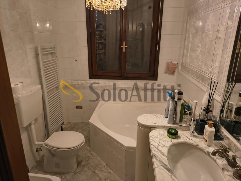 Villa in Via Tito Speri, Fiorano Modenese — foto 2 di 5